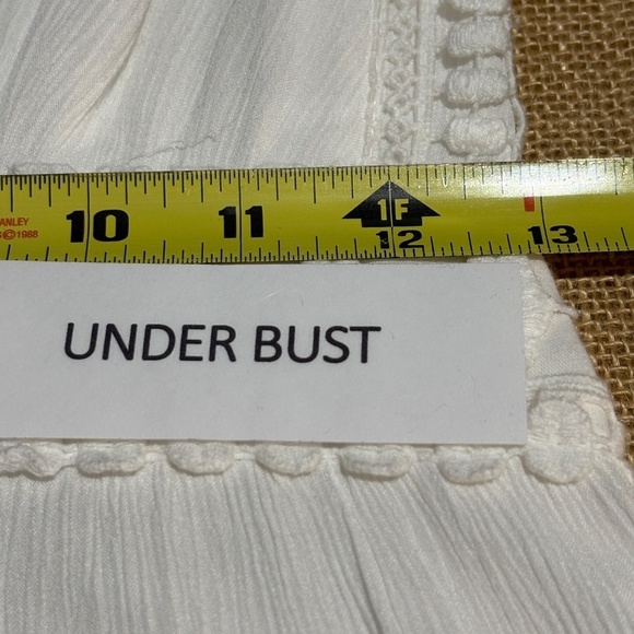 Max Studio Women Lace V-Neck Sleeveless Maxi Dress Sz 4 Boho Party Beach Coastal - Picture 13 of 16